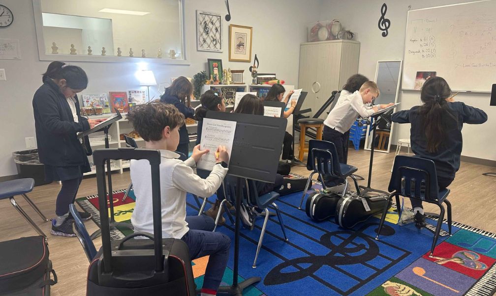 music class in Reston Montessori school image